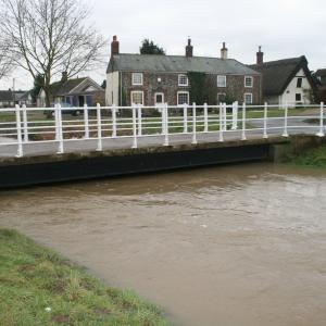 2009 Feb Car Bridge